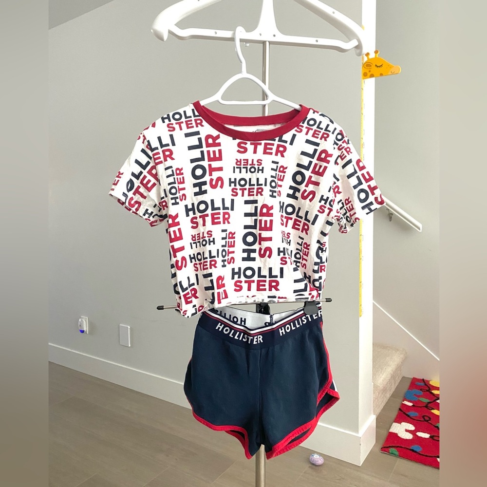 Holister r shirt and shorts